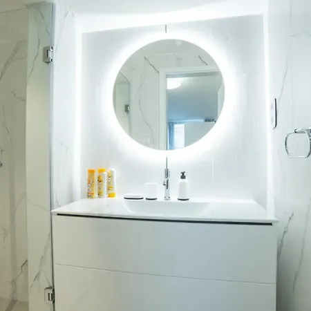 Luxury Retreat With Hot Tub In Prime Location * Budapešť